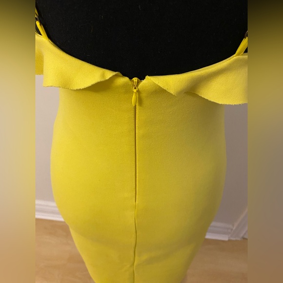 Yellow Ruffled Dress - Picture 4 of 14